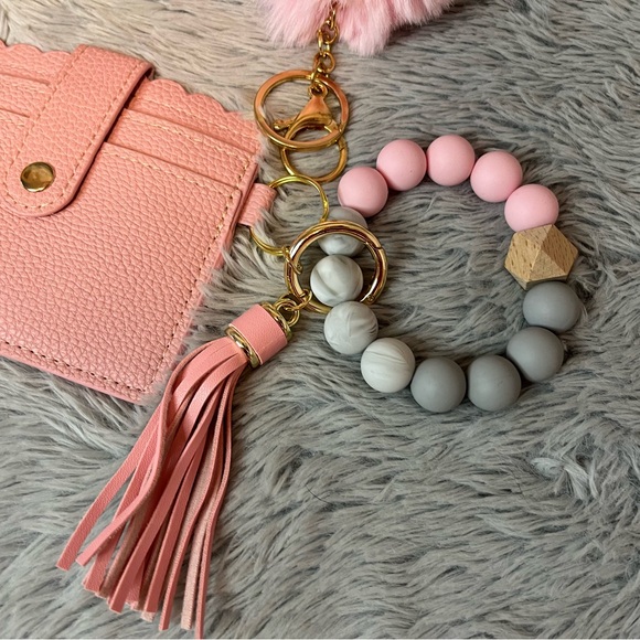 Pink Card Holder with Keychain - Picture 3 of 4